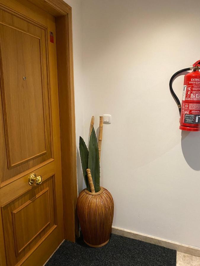 Apartamento Mar Do Grove Luaran gambar